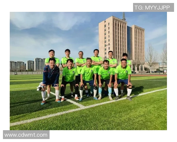 蒙牛赞助的足球明星是谁他在绿茵场上的精彩表现引发关注